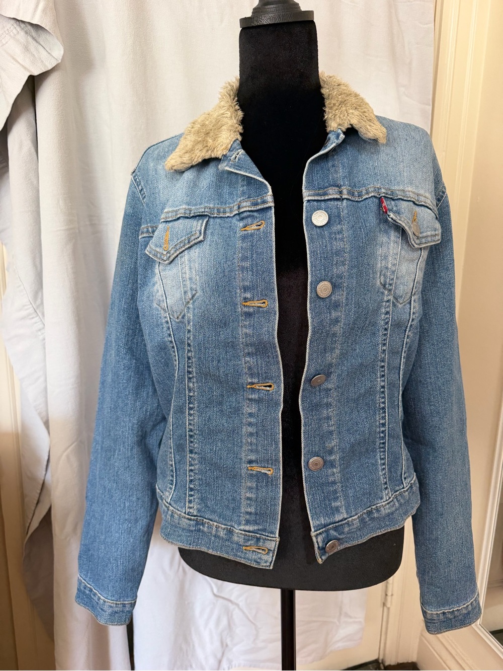 Levi's Light Blue Denim Jacket with Tan Faux Fur Collar